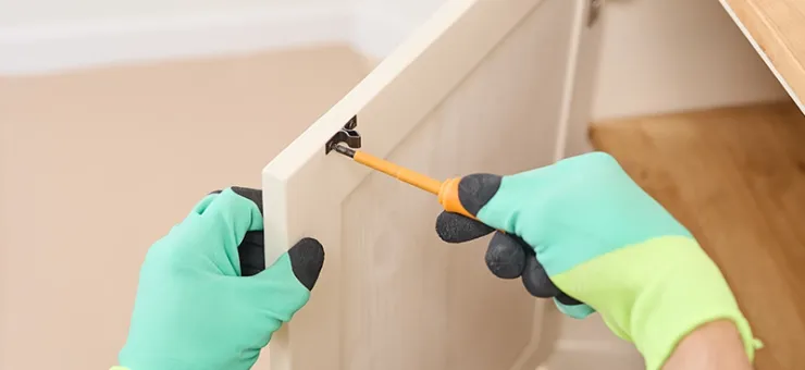 Travaux de petite maintenance à domicile, bricolage